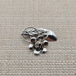Sterling Silver Flower Nature Leaf Accent Pin Brooch A5102